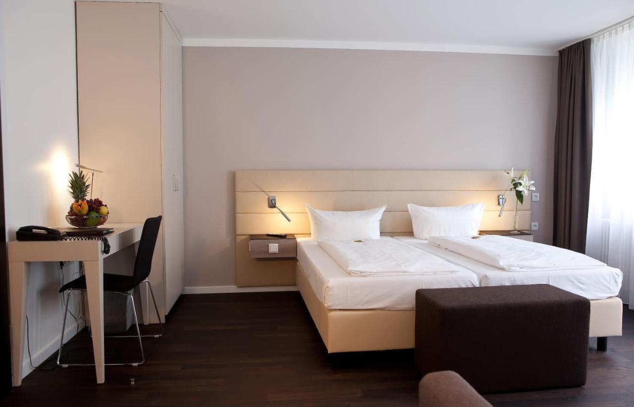 Manhattan 4*